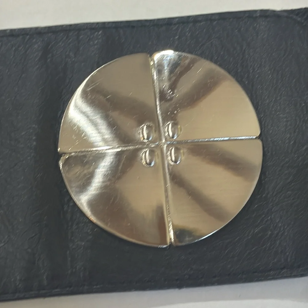 Black‎ Silver Disc Stretch Belt